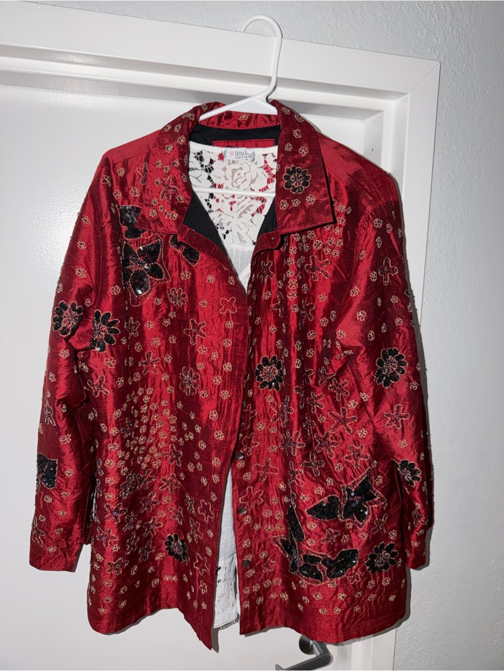 Chico's Red and Black  100% SILK Embroidered Heart Patch Jacket